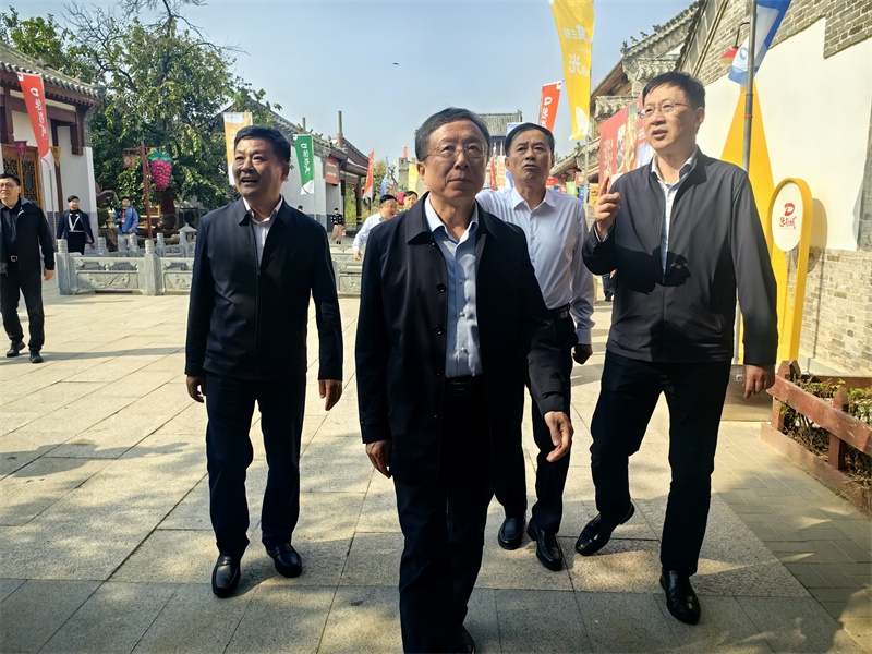 未命名_副本.jpg 未命名_副本.jpg