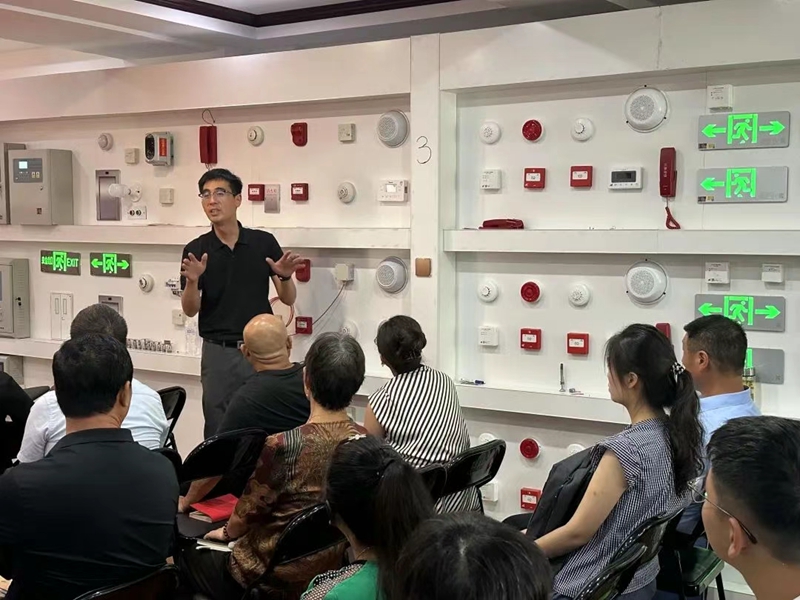 未命名_副本.jpg 未命名_副本.jpg