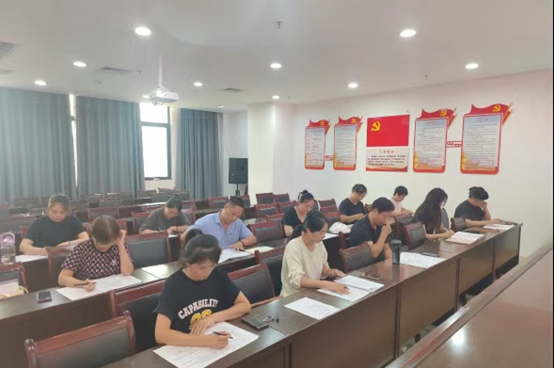 未命名_副本.jpg 未命名_副本.jpg