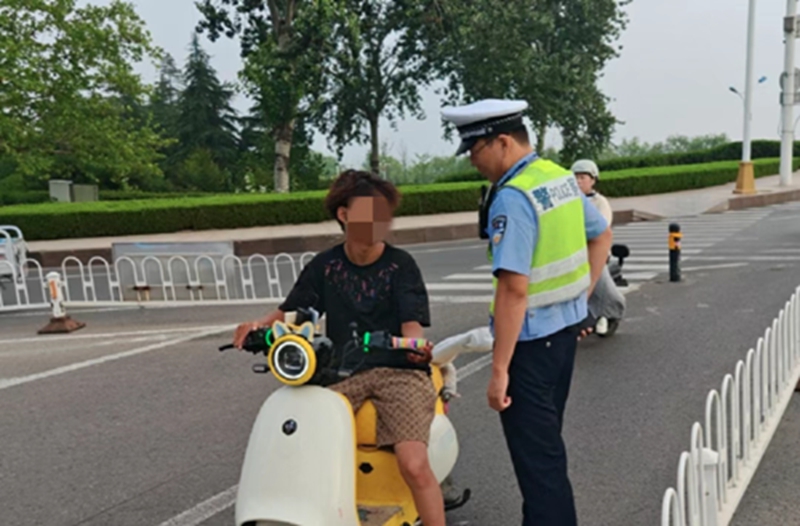 未命名_副本.jpg 未命名_副本.jpg