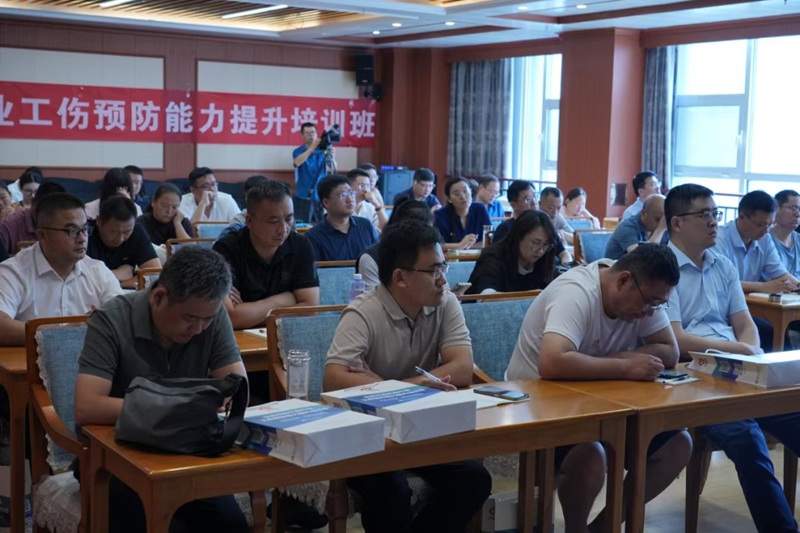 未命名_副本.jpg 未命名_副本.jpg