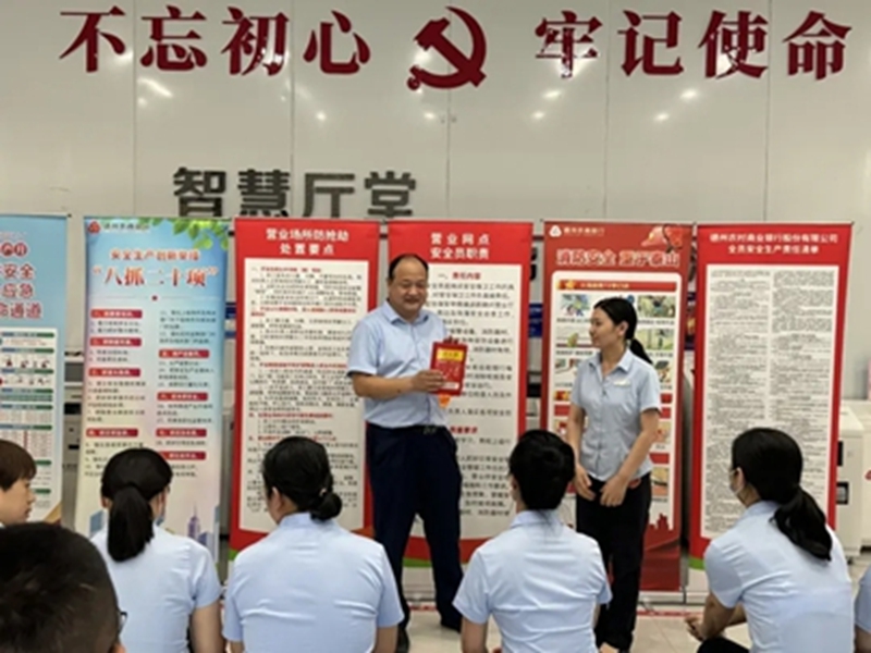 未命名_副本.jpg 未命名_副本.jpg