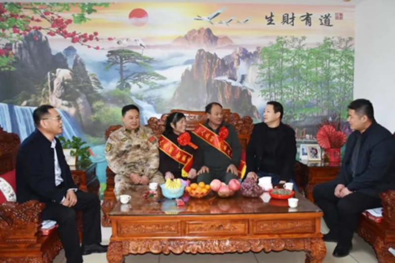 未命名_副本.jpg 未命名_副本.jpg